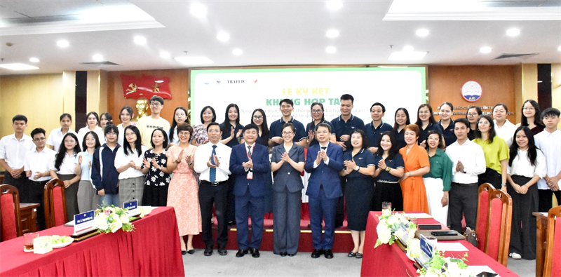 Ký kết thỏa thuận hợp tác giữa Học viện Báo chí và Tuyên truyền, Học viện Y - Dược học cổ truyền Việt Nam và Tổ chức TRAFFIC tại Việt Nam