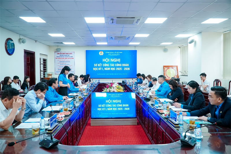 Công đoàn Học viện Y - Dược học cổ truyền Việt Nam tham dự hội nghị sơ kết khối thi đua số 6