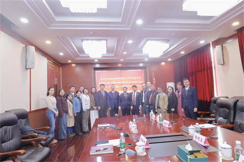 Trao đổi học thuật và chia sẻ kinh nghiệm quản lý giữa Viện khoa học Trung y Trung Quốc và Học viện Y - Dược học cổ truyền Việt Nam