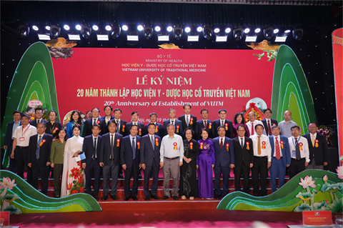 Phó Thủ tướng Lê Thành Long dự Lễ kỷ niệm 20 năm thành lập Học viện Y-Dược học cổ truyền Việt Nam
